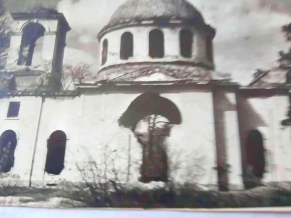 Величний храм, який не витримав часу та війни: історія Свято-Архангело-Михайлівської церкви в селі Коритниця 4