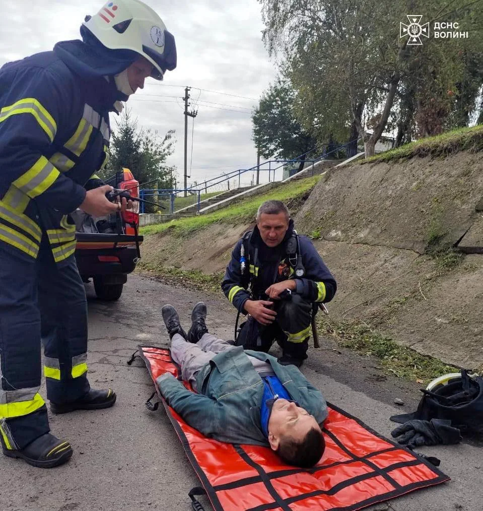 Вогнеборці провели навчання з евакуації та гасіння пожежі на висоті