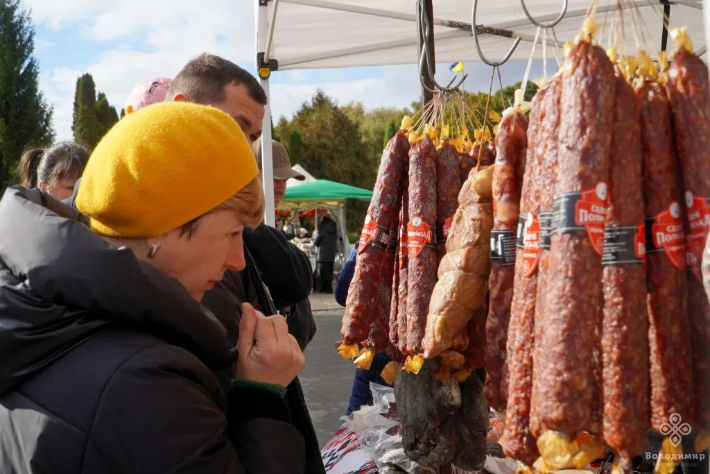 У Володимирі відбувся ярмарок осіннього врожаю 16