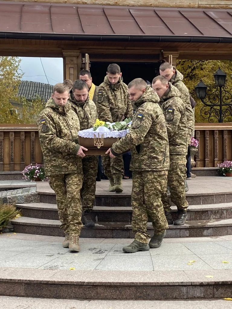 Назавжди 29: у Володимирській громаді провели в останню дорогу загиблого Героя Євгенія Піндаса 3