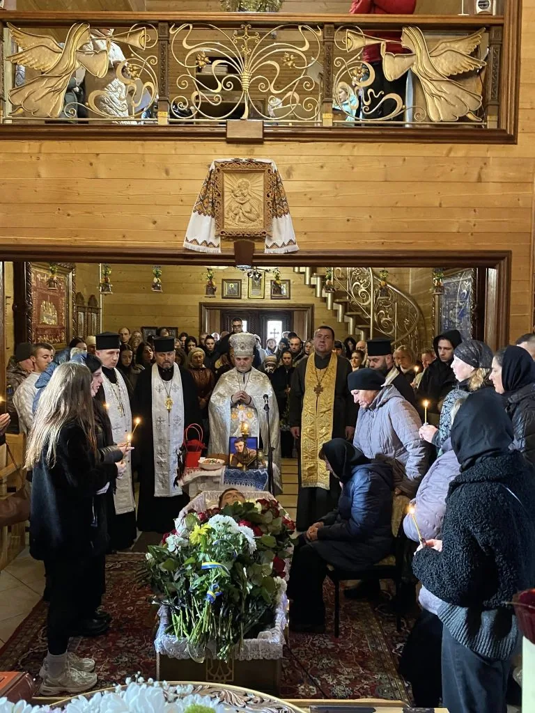 Назавжди 29: у Володимирській громаді провели в останню дорогу загиблого Героя Євгенія Піндаса 8