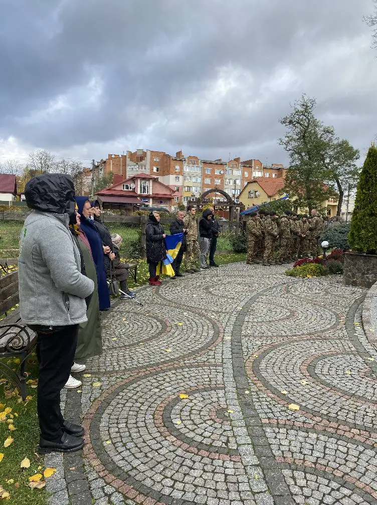Назавжди 29: у Володимирській громаді провели в останню дорогу загиблого Героя Євгенія Піндаса 10