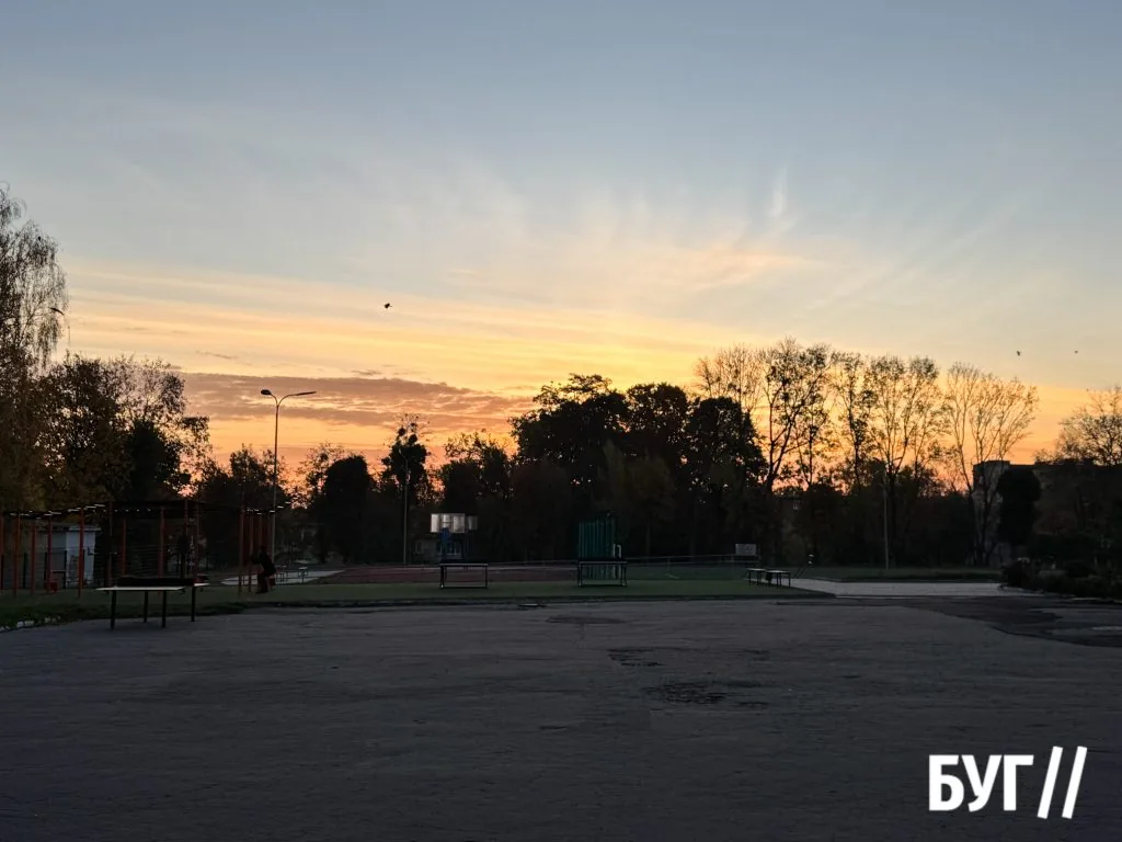 Фото дня: сонячний жовтневий ранок у Нововолинську 2