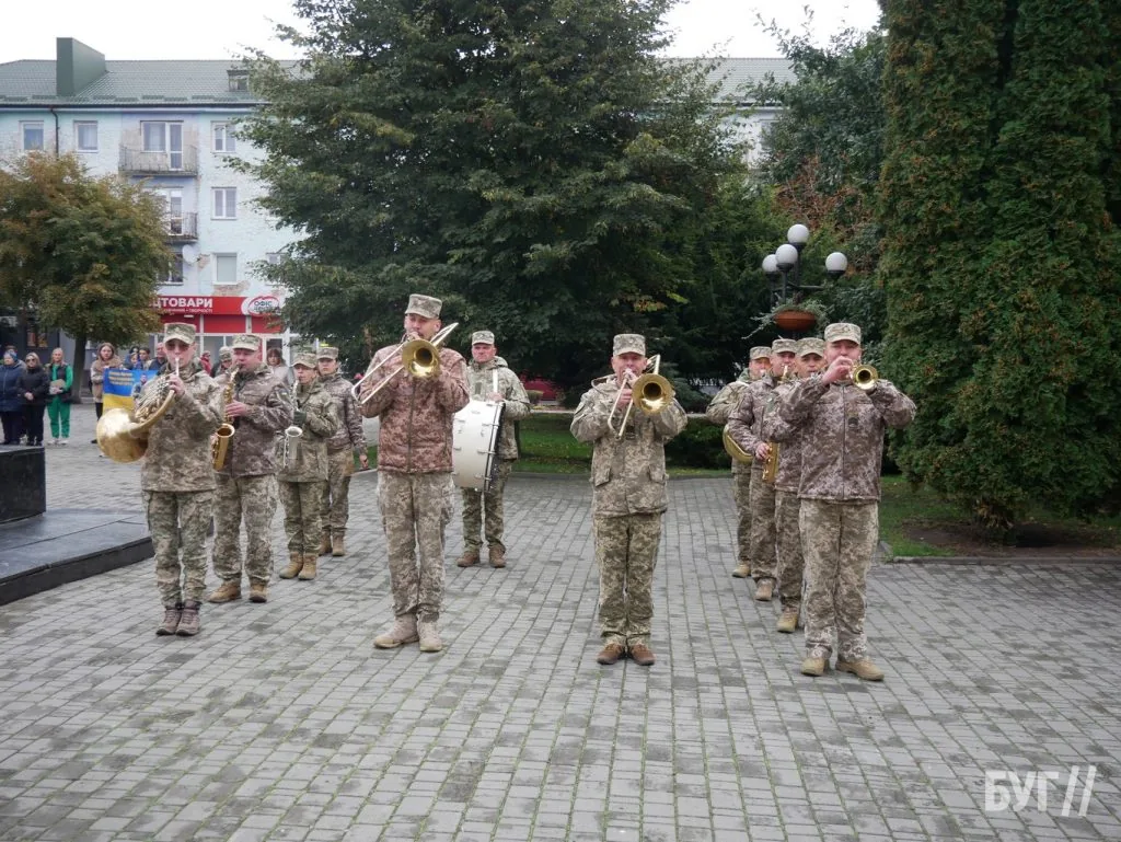 Місто буденне: у Володимирі вшанували захисників і захисниць України 13