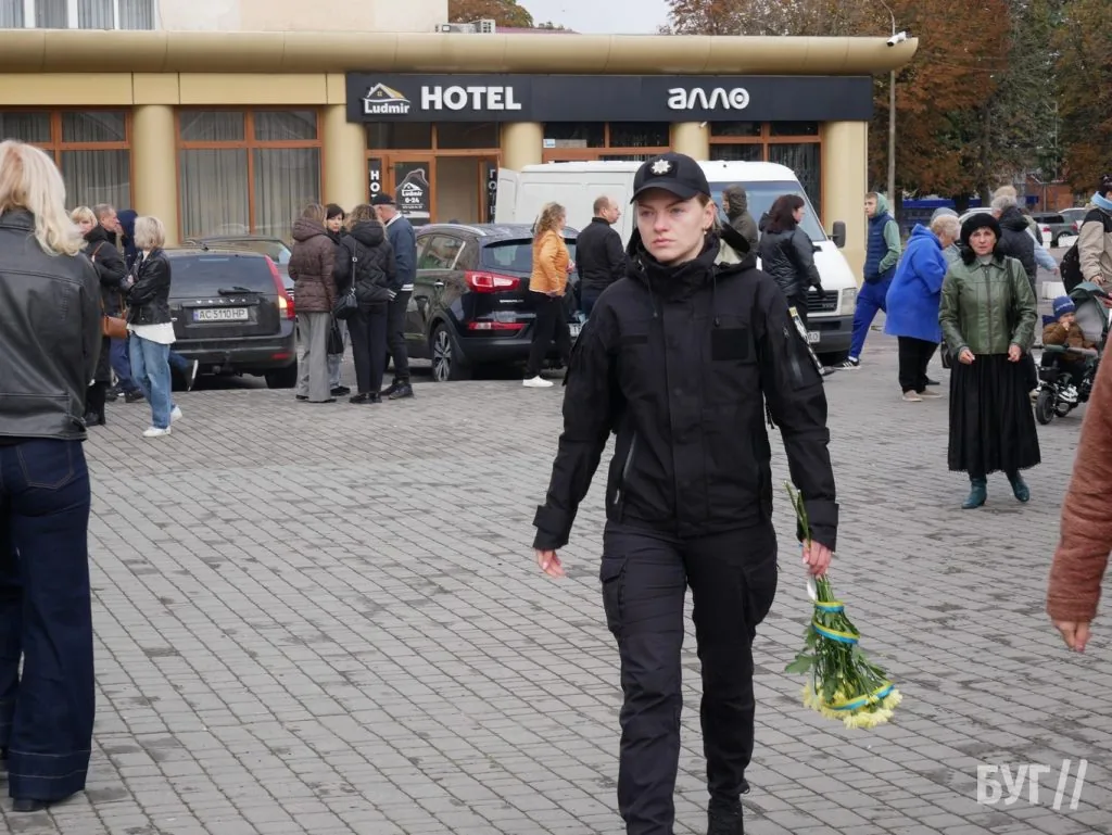 Місто буденне: у Володимирі вшанували захисників і захисниць України 36