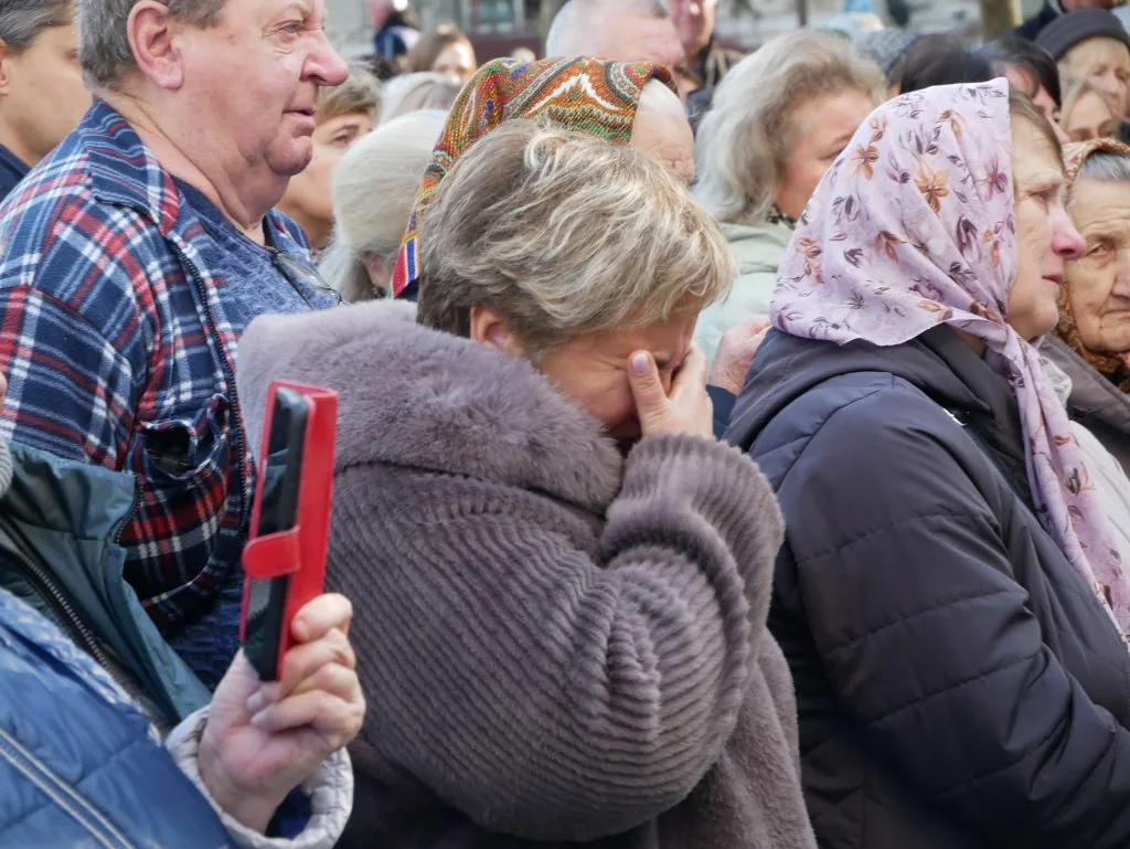 У Володимирі відкрили «Стіну надії» — місце пам’яті про військовополонених і зниклих безвісти захисників 8