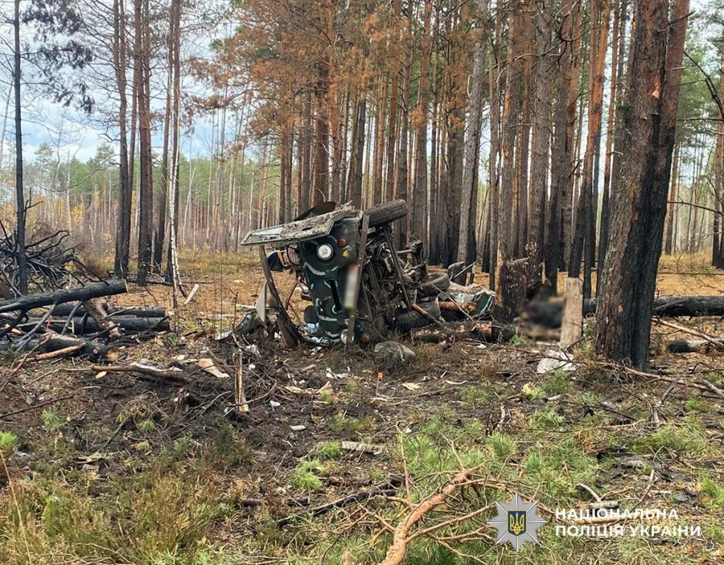 У лісі на Житомирщині два авто підірвалися на мінах: загинули п'ять людей 4