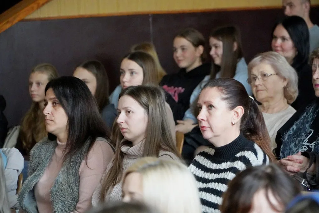 У Володимирській гімназії № 3 відбулися урочисті заходи з нагоди 85-річчя 5