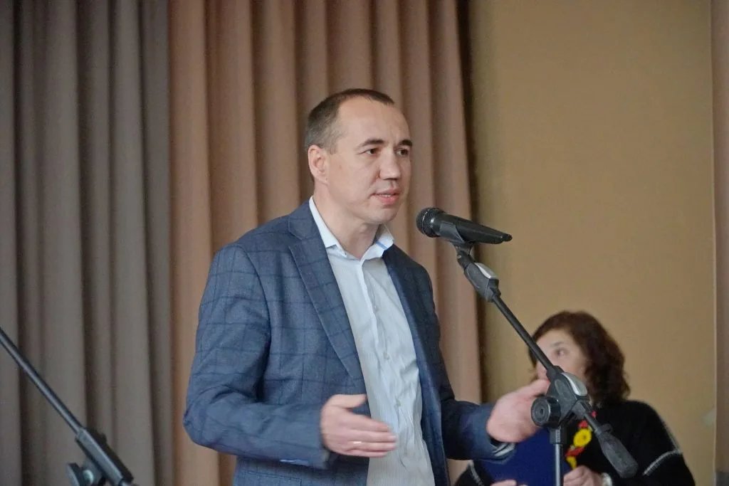 У Володимирській гімназії № 3 відбулися урочисті заходи з нагоди 85-річчя 19