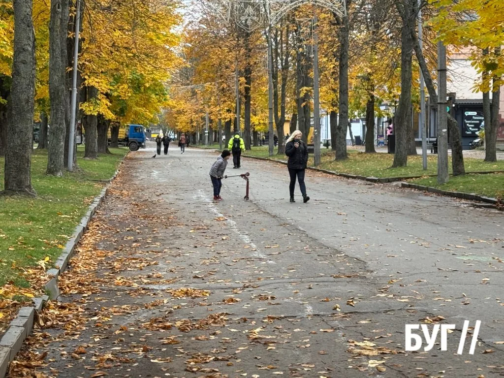 Місто буденне: осінній Нововолинськ у кадрі 13