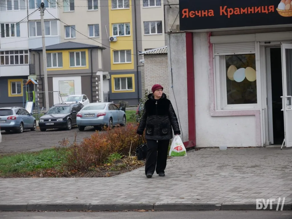 Місто буденне: осінній Володимир - між золотим листям і сірими буднями 16