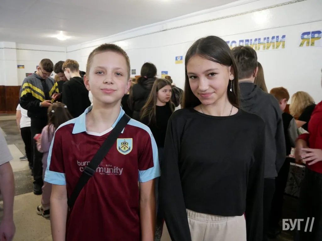 У гімназії №3 Володимира провели благодійний ярмарок на підтримку ЗСУ 21