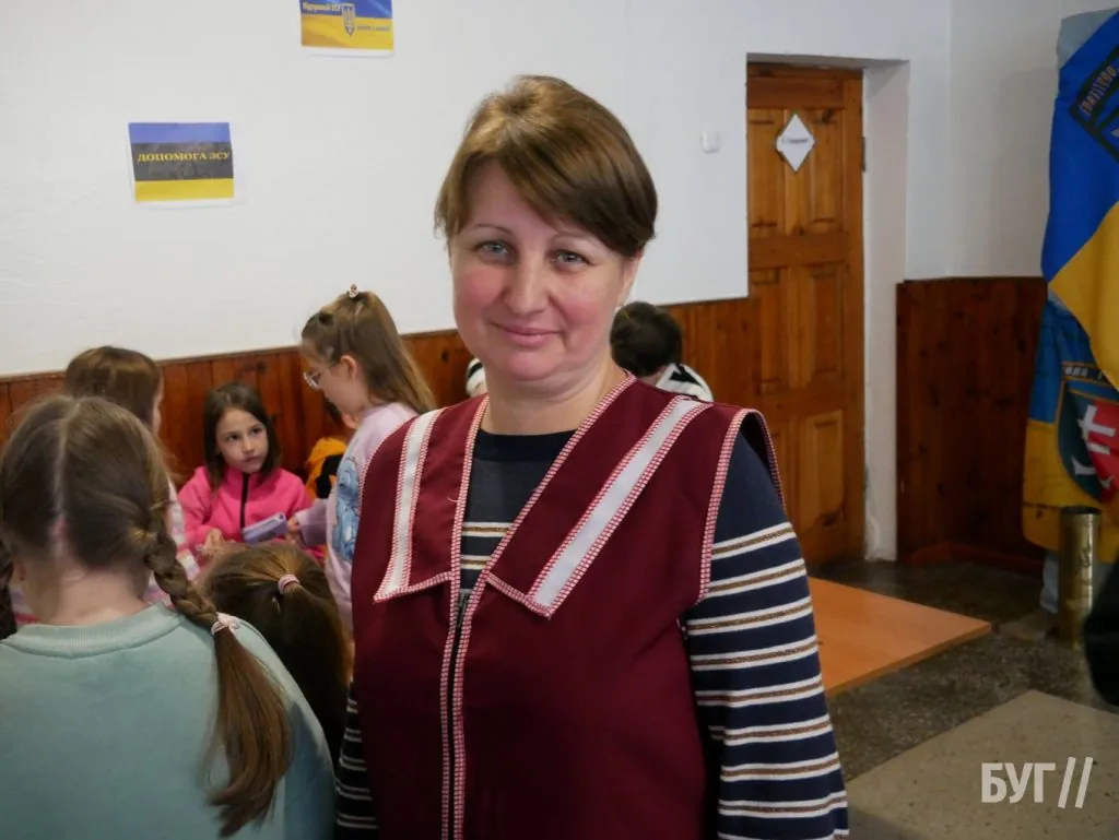 У гімназії №3 Володимира провели благодійний ярмарок на підтримку ЗСУ 51