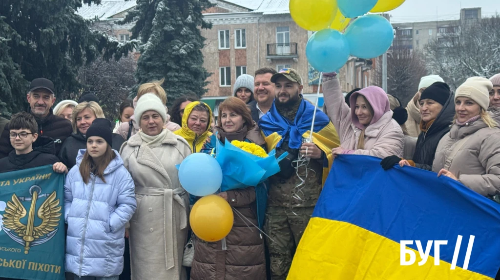 У Нововолинську зустріли військовослужбовця Олександра Трощинського, який повернувся з полону 3