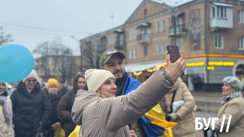 У Нововолинську зустріли військовослужбовця Олександра Трощинського, який повернувся з полону 4