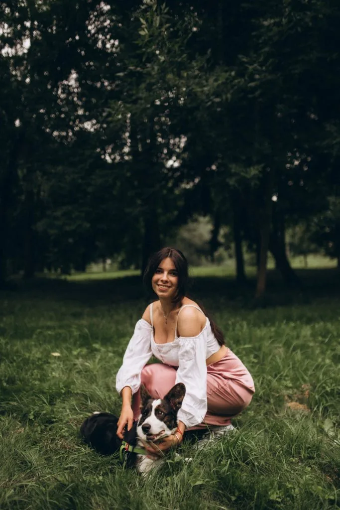 Красуня БУГу: Даша Жаліс з Нововолинська — мама, SMM-ниця й дівчина, що несе у світ творчість 6