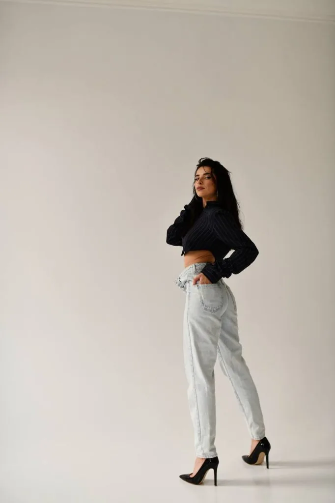 Красуня БУГу: Даша Жаліс з Нововолинська — мама, SMM-ниця й дівчина, що несе у світ творчість 8