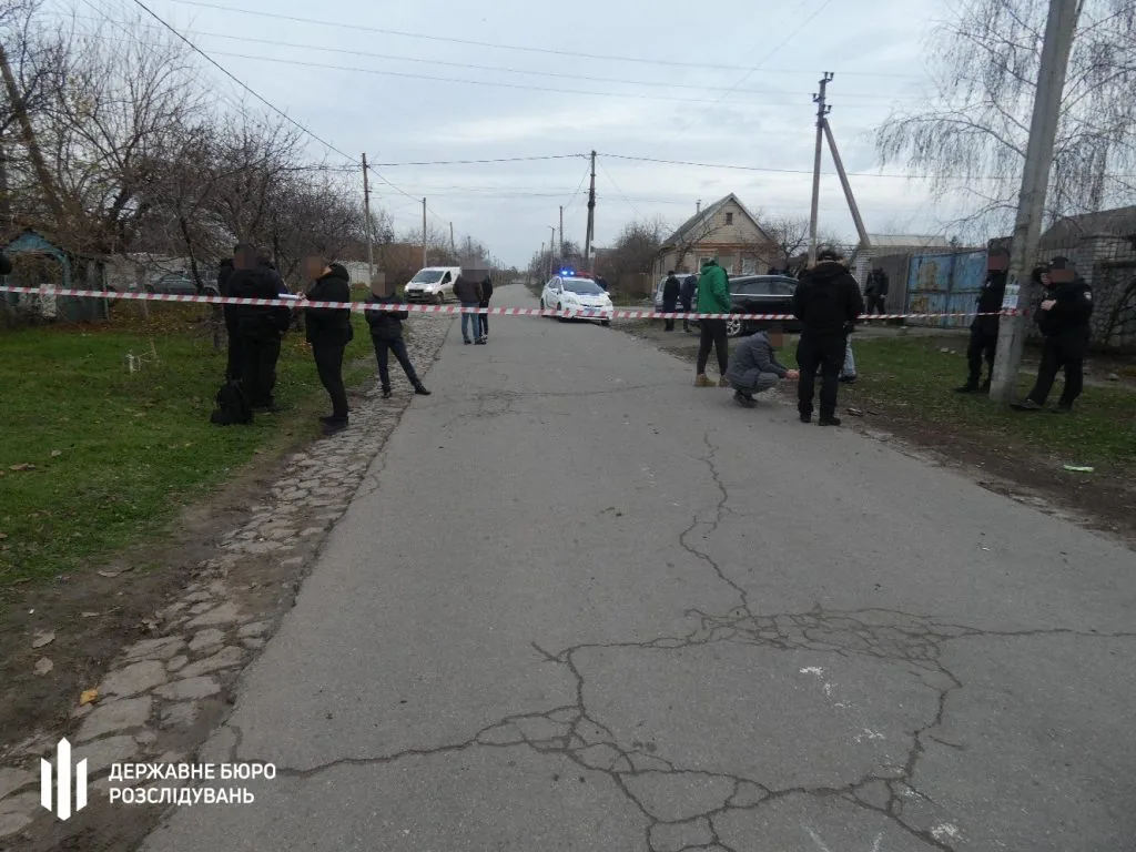 Поліцейський напідпитку відкрив вогонь по військових у Запорізькій області: поранив трьох 1