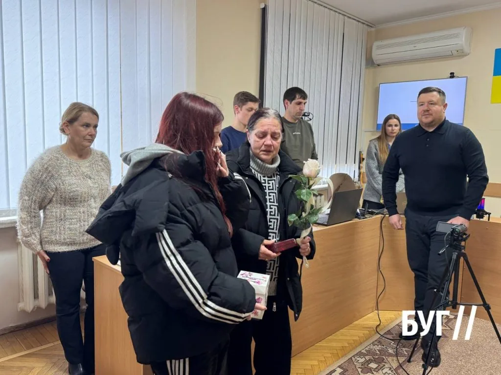 У Нововолинську рідним полеглого захисника Михайла Новікова вручили орден «За мужність» 2