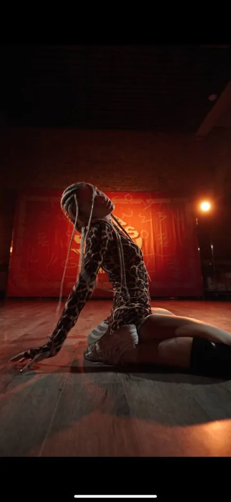 Красуня БУГу: танцівниця Яна Процюк з Нововолинська та її шлях у гарячому ритмі танцю 14