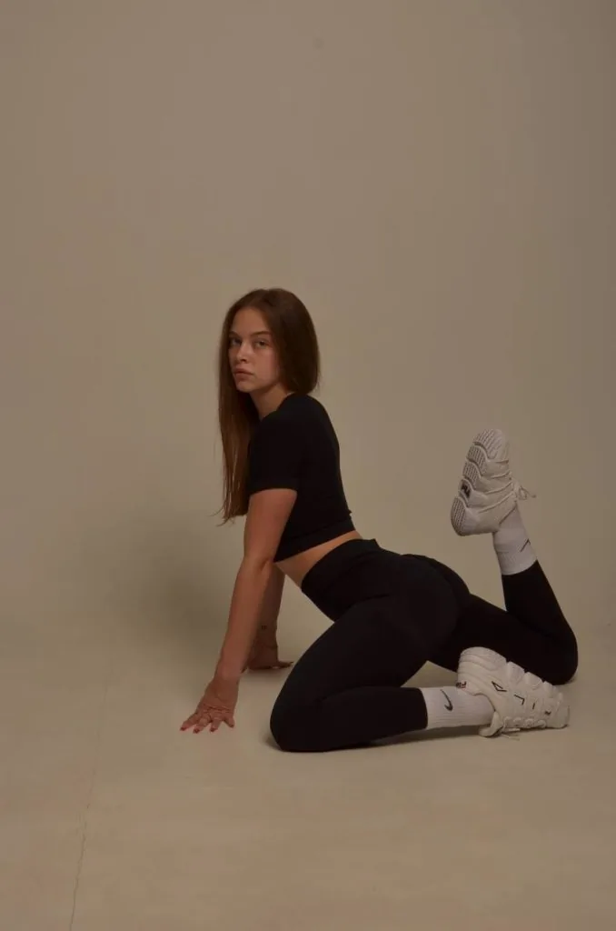 Красуня БУГу: танцівниця Яна Процюк з Нововолинська та її шлях у гарячому ритмі танцю 4