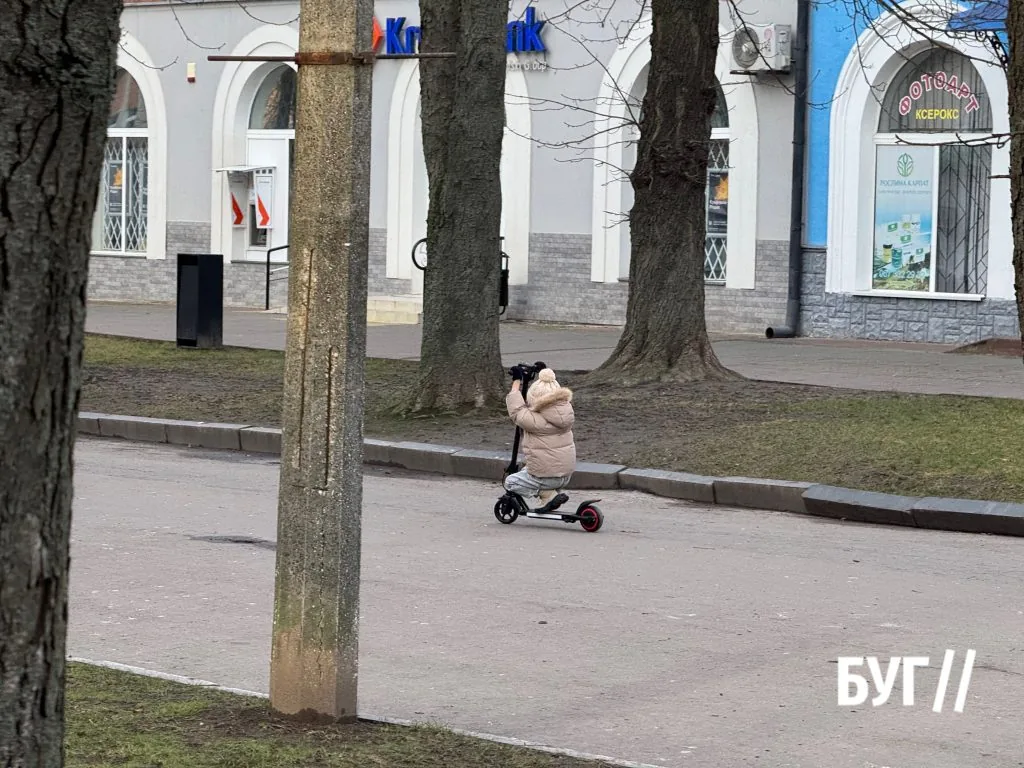 Місто буденне: за календарем зима, а на вулицях Нововолинська світло й сонячно 3