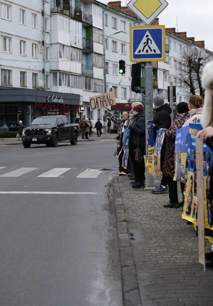 У Володимирі відбулася мирна акція на підтримку військовополонених та зниклих безвісти 7
