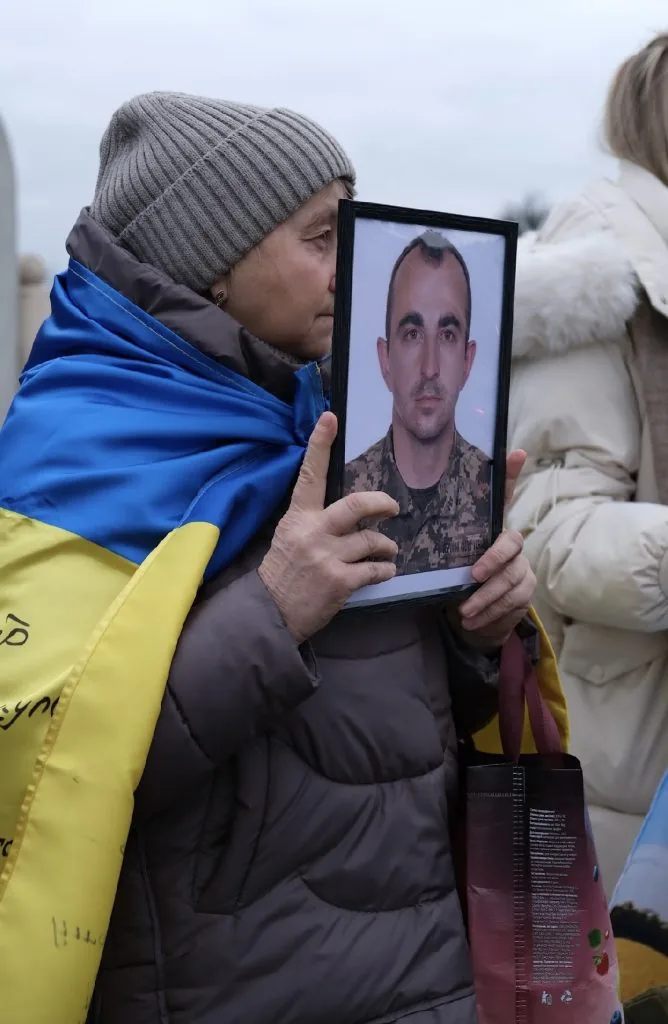 У Володимирі відбулася мирна акція на підтримку військовополонених та зниклих безвісти 8