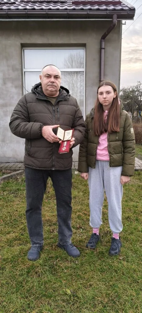 Батьку загиблого Героя з Оваднівської громади вручили посмертний орден сина 5
