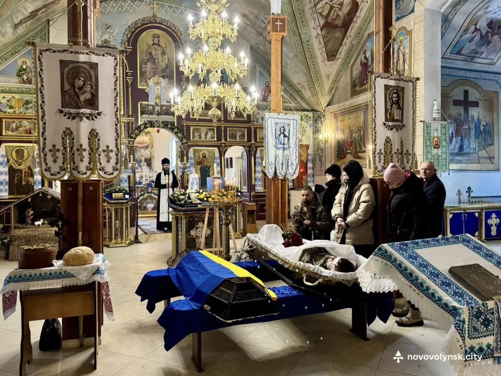 У Нововолинську попрощалися з Героєм Юрієм Кацевичем 2