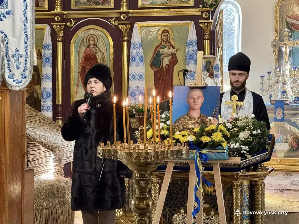 У Нововолинську попрощалися з Героєм Юрієм Кацевичем 3