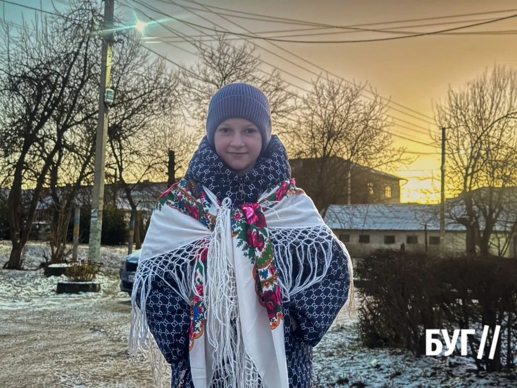 Фото дня: різдвяні колядники на вулицях Нововолинська 3