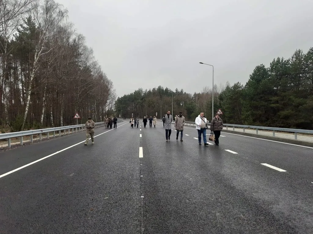 Сьогодні разом із координаторами CEF ми відкрили відремонтовану ділянку дороги М-07 до пункту пропуску Ягодин 2