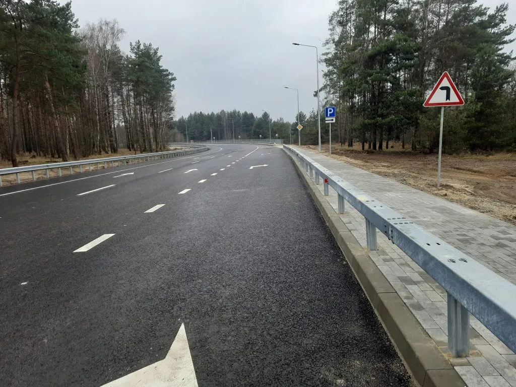 Сьогодні разом із координаторами CEF ми відкрили відремонтовану ділянку дороги М-07 до пункту пропуску Ягодин 3