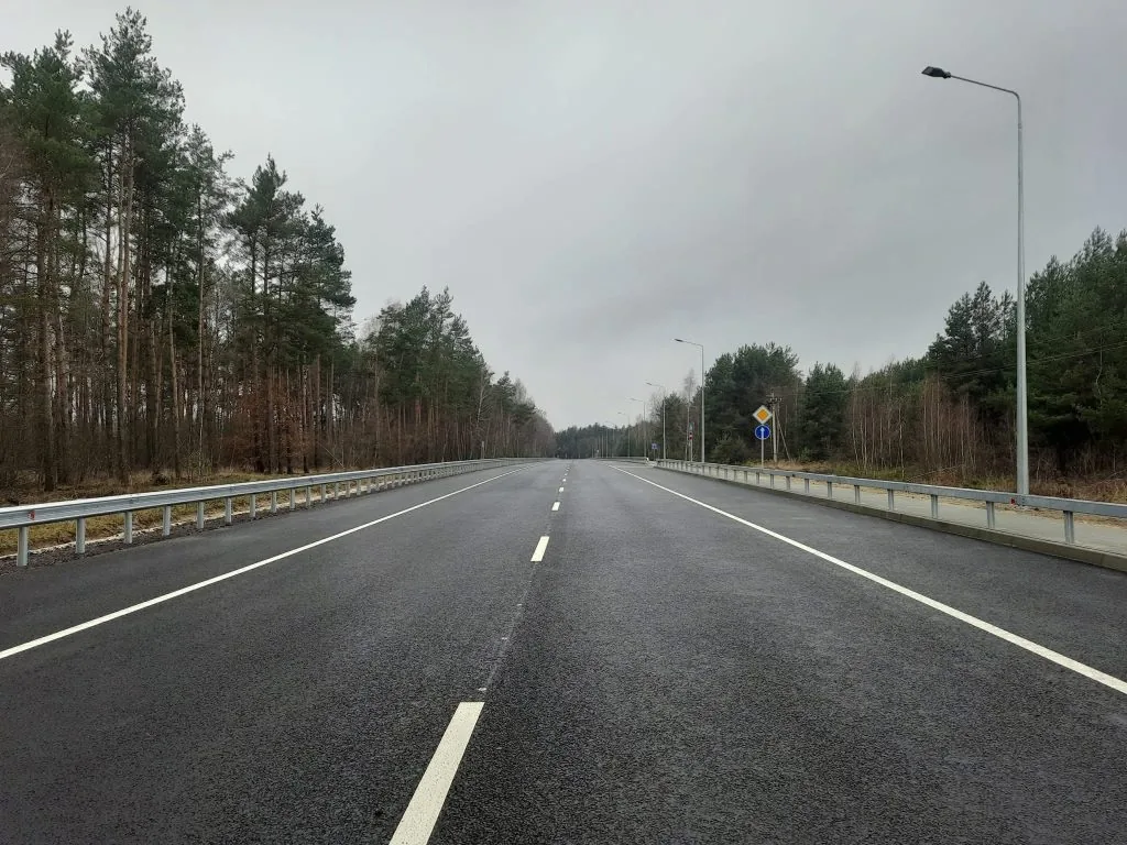 Сьогодні разом із координаторами CEF ми відкрили відремонтовану ділянку дороги М-07 до пункту пропуску Ягодин 4