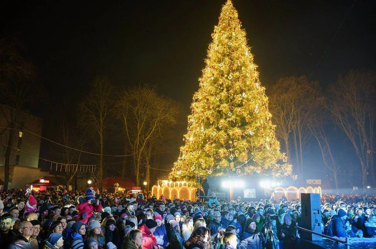 Найвищі ялинка і дідух та 1300 літрів куті: сім новорічно-різдвяних рекордів України 2
