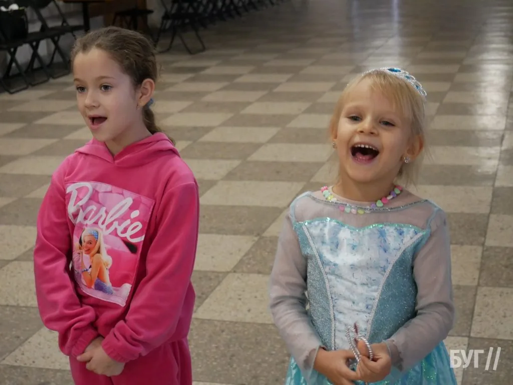 У Володимирі відкрили резиденцію Святого Миколая: для дітей влаштували святкове дійство 6