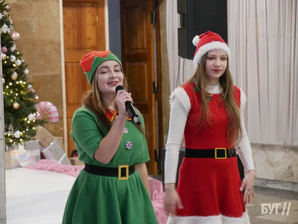 У Володимирі відкрили резиденцію Святого Миколая: для дітей влаштували святкове дійство 7