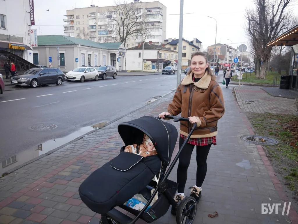 Місто буденне: грудневий Володимир без снігу, але з різдвяними декораціями 10