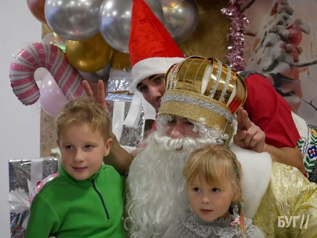 У Володимирі відкрили резиденцію Святого Миколая: для дітей влаштували святкове дійство 19
