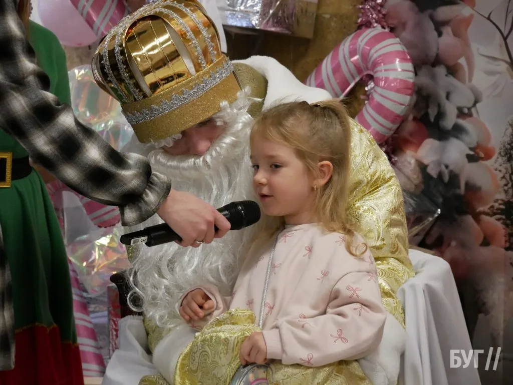 У Володимирі відкрили резиденцію Святого Миколая: для дітей влаштували святкове дійство 22