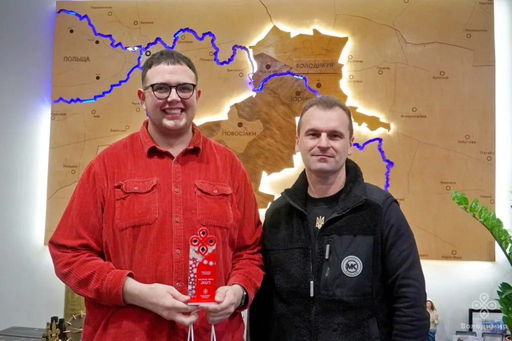 Світло Різдва у місті: у Володимирі визначили найкраще святкове оформлення бізнесу 3