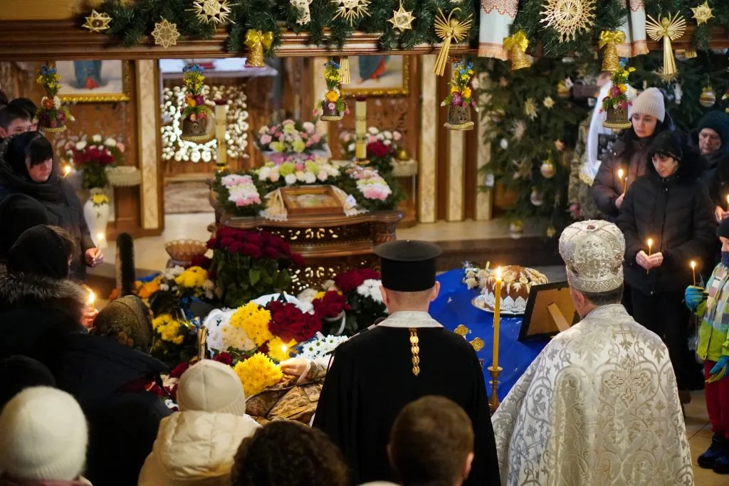 У Володимирі попрощалися одразу з двома Захисниками Олександром Семенюком та Валерієм Сілаєвим 12