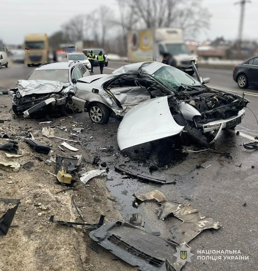 На трасі Львів–Луцьк трапилася смертельна аварія: загинув 32-річний чоловік 3