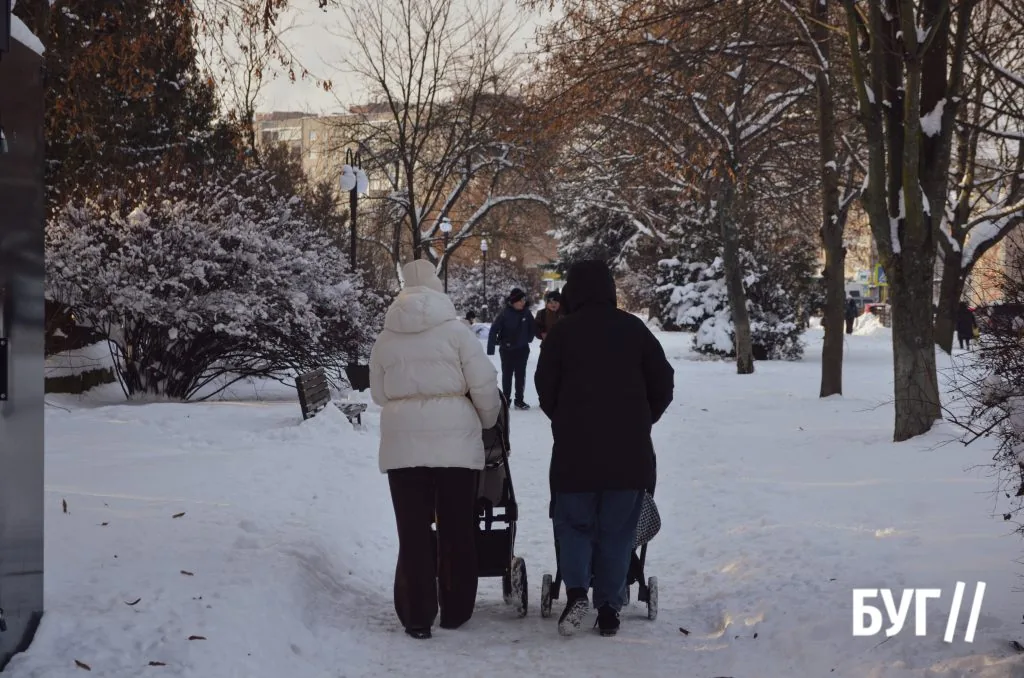 Місто буденне: зимовий Нововолинськ — сніг, гірки й трохи радості 6