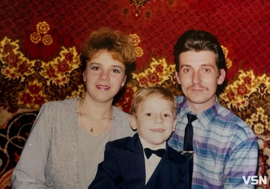 «Ваш син пройшов усі кола пекла, нам його дуже не вистачає», — командир про полеглого захисника з Володимира Олександра Кіндру 2