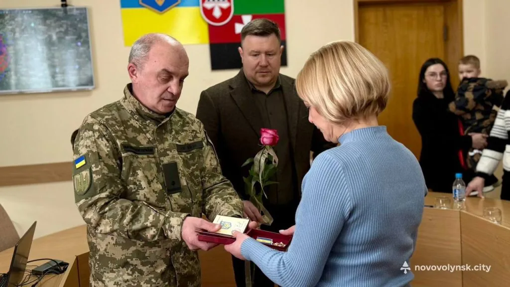 Державні нагороди родинам полеглих Захисників з Нововолинська
