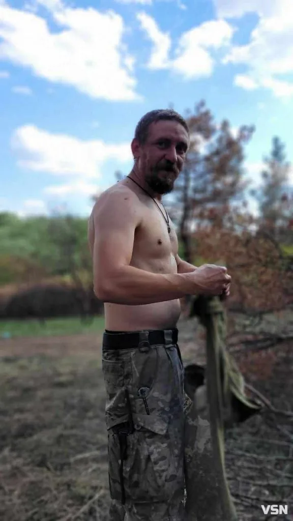 «Ваш син пройшов усі кола пекла, нам його дуже не вистачає», — командир про полеглого захисника з Володимира Олександра Кіндру 4