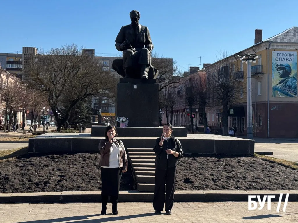 У Нововолинську відзначили 212-ту річницю від дня народження Тараса Шевченка 7
