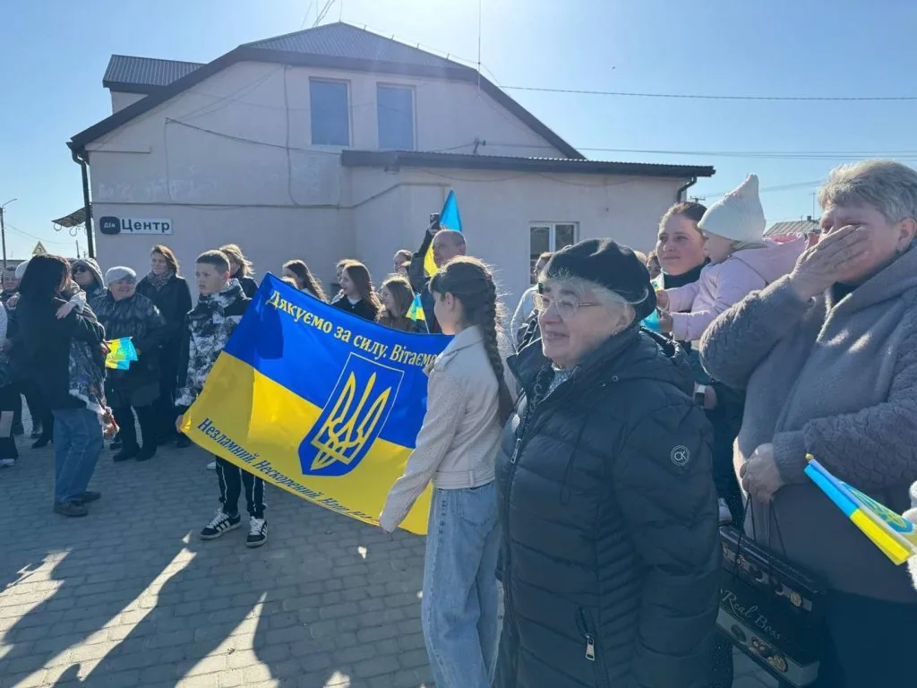На Львівщині зустріли воїна, якого вважали загиблим: захисник Назар Далецький повернувся з полону 1